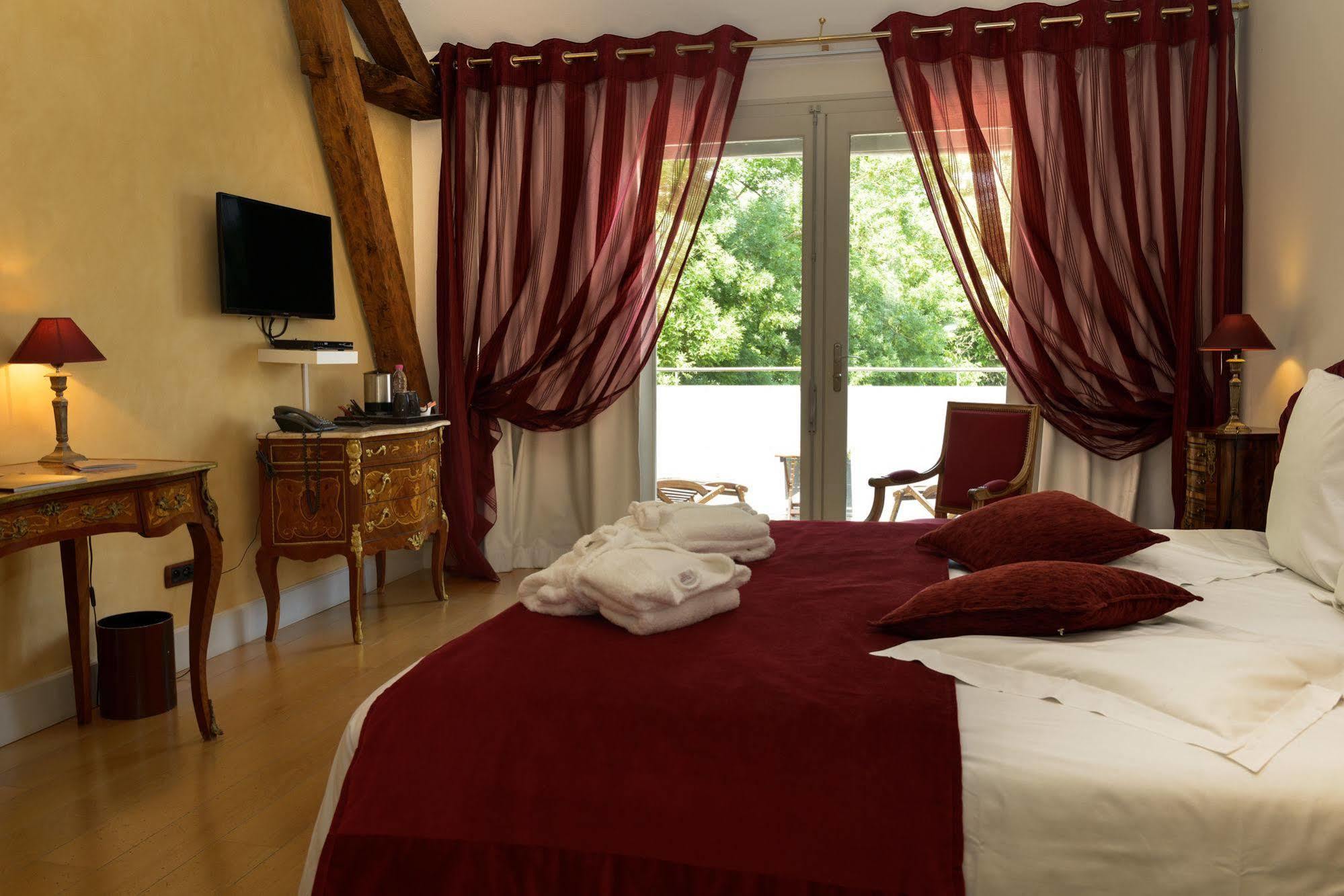 Le Pavillon Du Chateau, Hotel & Spa Revel  Buitenkant foto